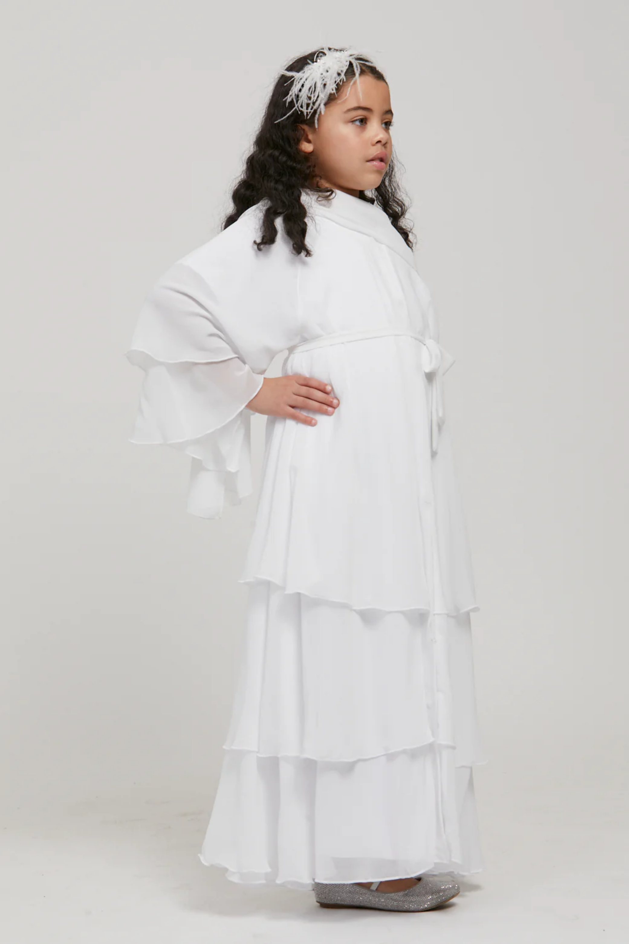 Perle Flottante : Abaya Enfant Blanc (foulard inclus)