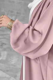 Élégance Satinée : Abaya Prestige Rose Clair