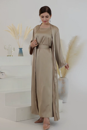 Élégance Royale : Abaya Satin Beige (robe+kimono)