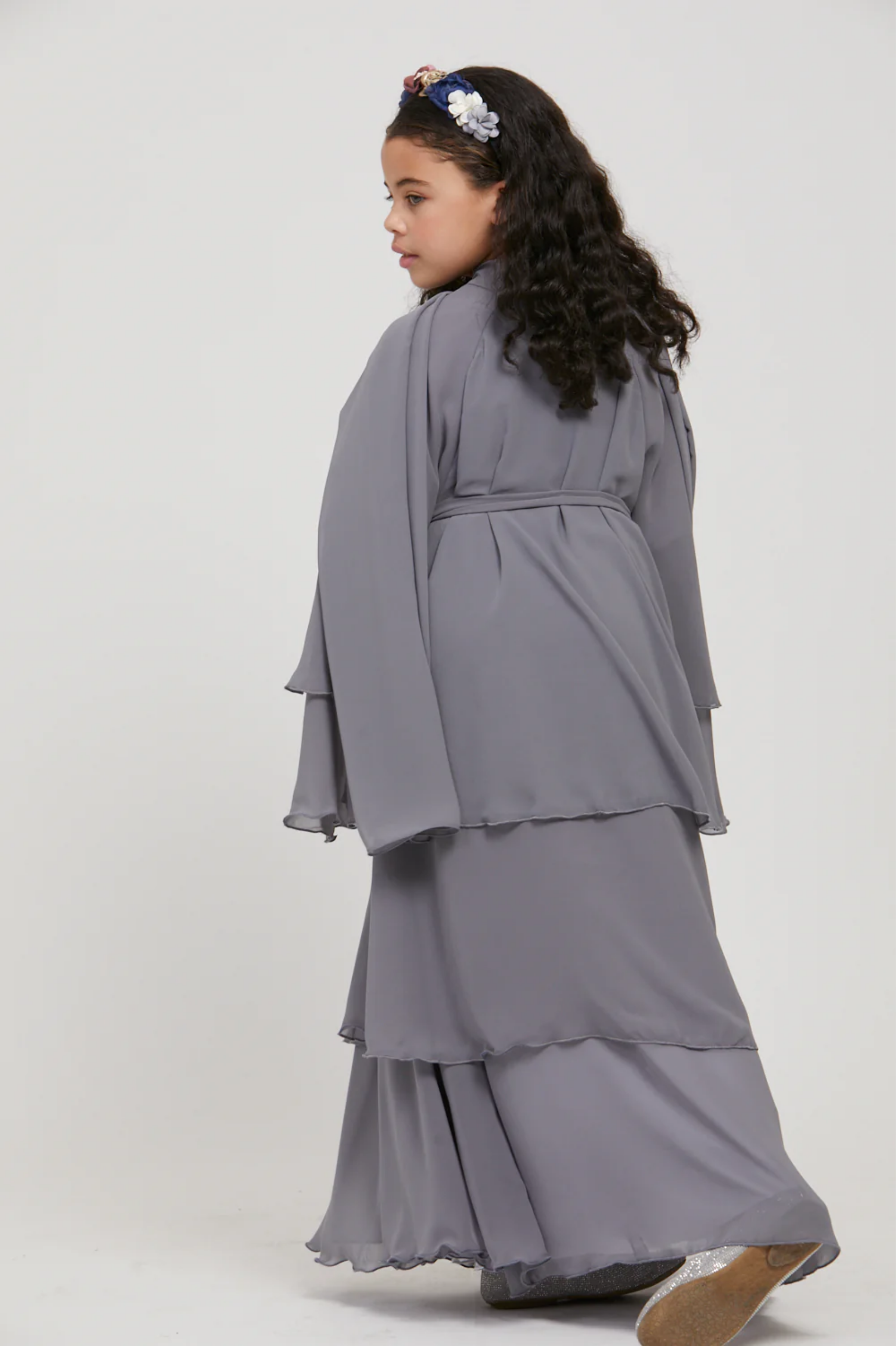 Perle Flottante : Abaya Enfant Gris (foulard inclus)
