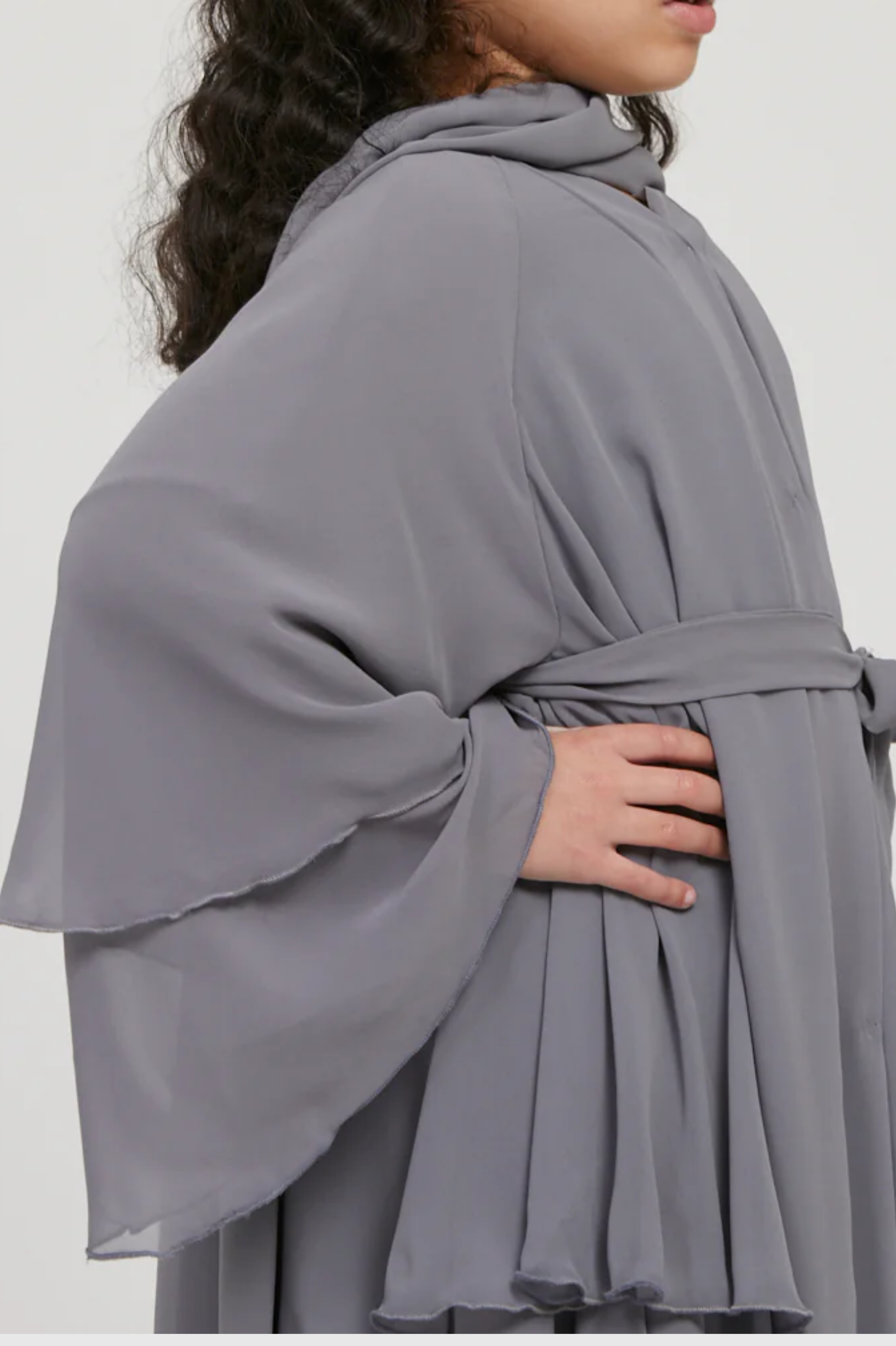 Perle Flottante : Abaya Enfant Gris (foulard inclus)