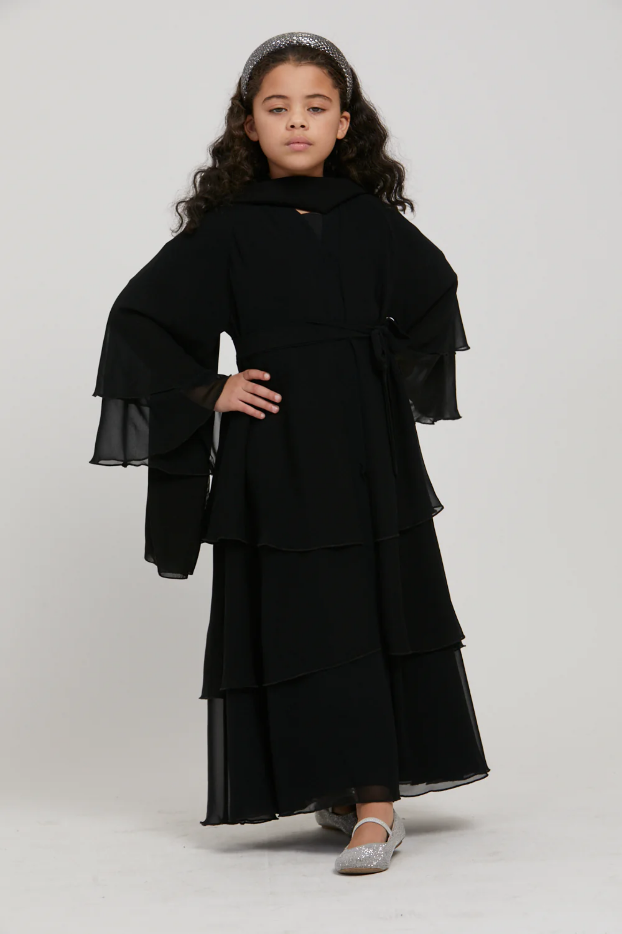 Perle Flottante : Abaya Enfant Noir (foulard inclus)