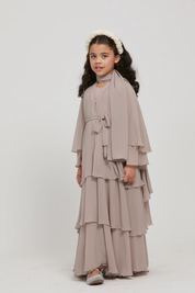 Perle Flottante : Abaya Enfant Beige (foulard inclus)